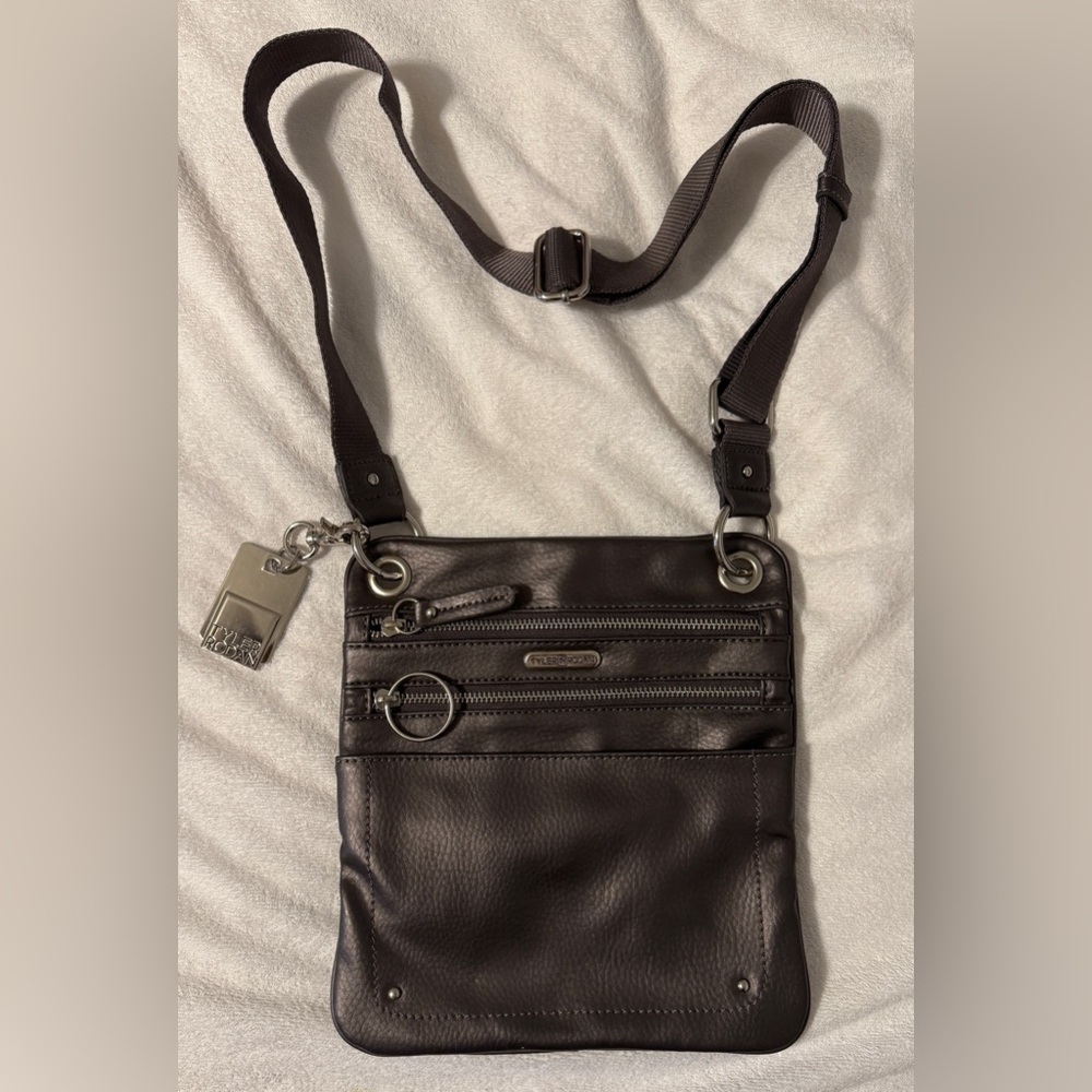 Crossbody bag